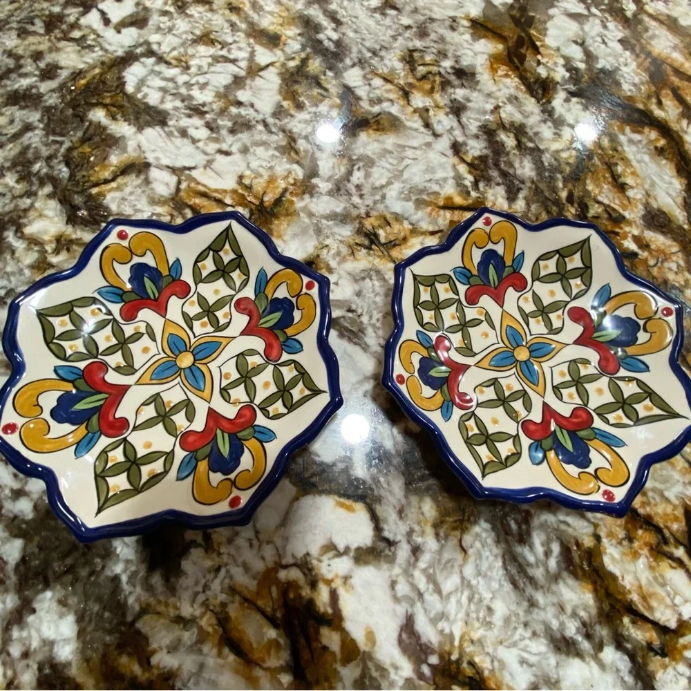 2 small decorative plates from Pier 1 imports